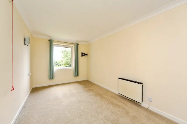 Bidston Road, Prenton, CH43, photo 3