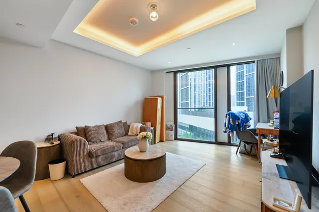 Carnation Way, Thames City, SW8, photo 1