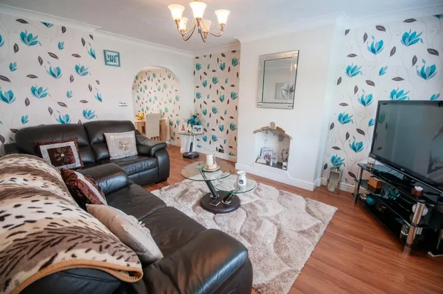 Photo 2 — Hardman Close, Radcliffe, Manchester, M26 4HY