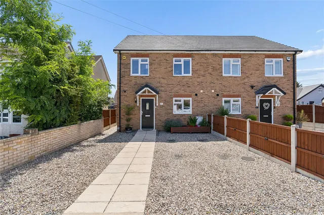 Grange Avenue, Wickford, SS12, photo 3