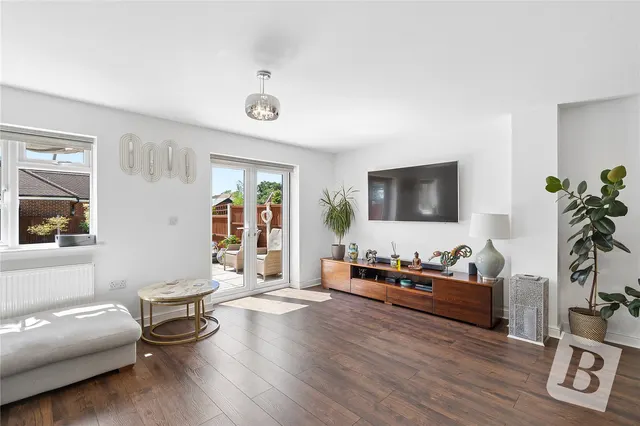 Grange Avenue, Wickford, SS12, photo 1