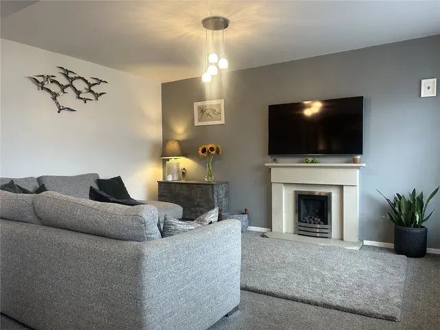 Yorkdale, Clarksfield, OL4, photo 2