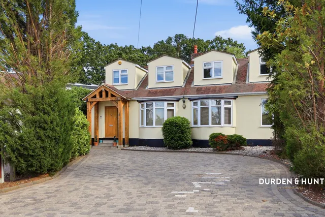 Central Close, Hadleigh, SS7, photo 1