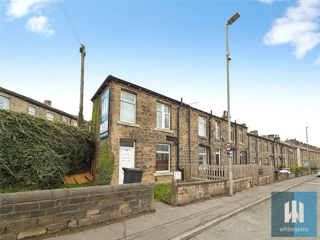 Leeds Road, Bradley, HD2, photo 1