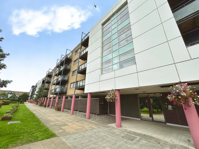 Jones Point House, Ferry Court, CF11, photo 1