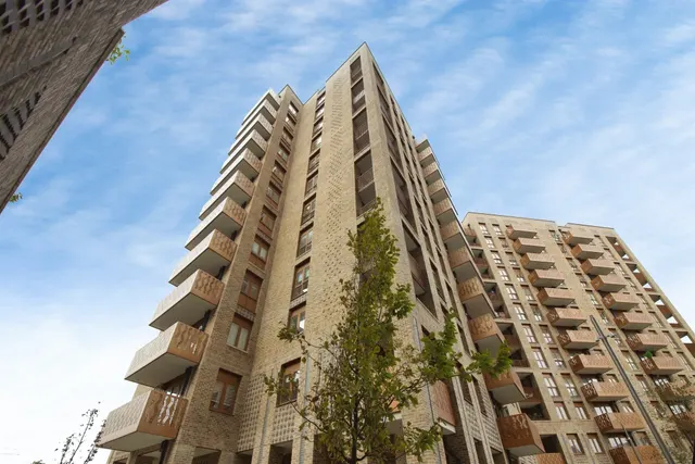 Drydock Square, Barking, IG11, photo 1