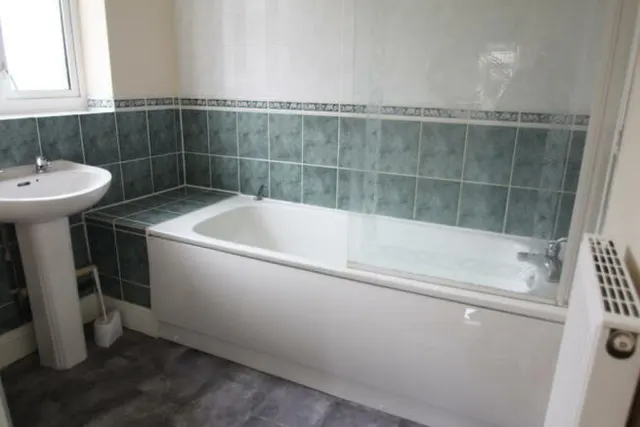 Bloomfield Drive, Bath, BA2, photo 3