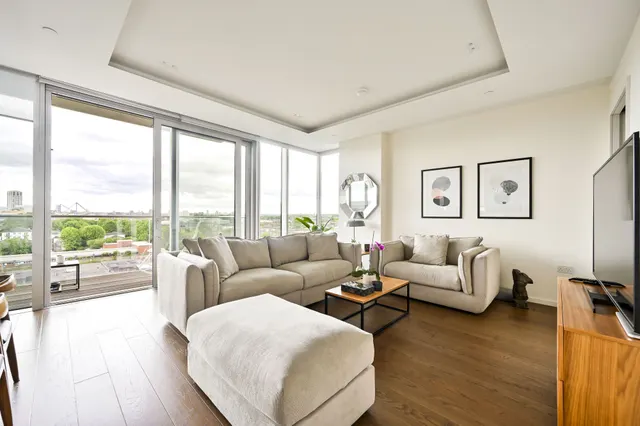Photo 3 — Flat 8.03, 1 Lillie Square, London