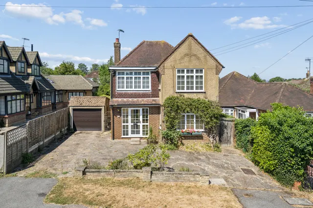 Bournehall Lane, Bushey, WD23, photo 1