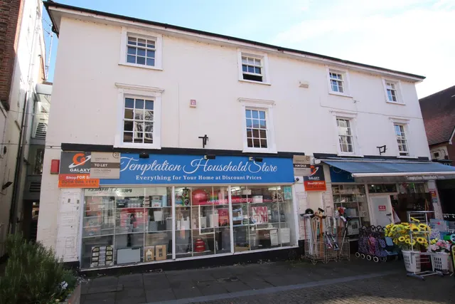 Highstreet, Leatherhead, KT22, photo 1