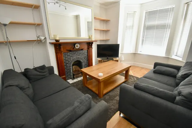 Davenport Avenue, Withington, M20, photo 2