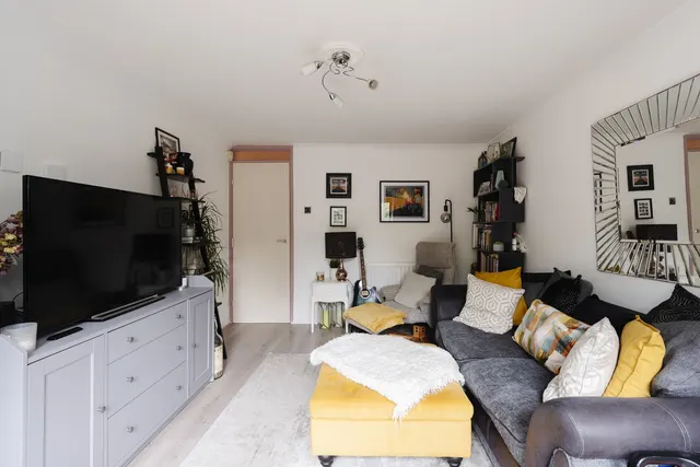 Granville Close, Billericay, CM12, photo 2