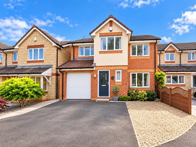 Oak Road, Chippenham, SN14, photo 1
