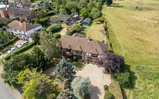 Ravensden Road, Renhold, Bedford, photo 1