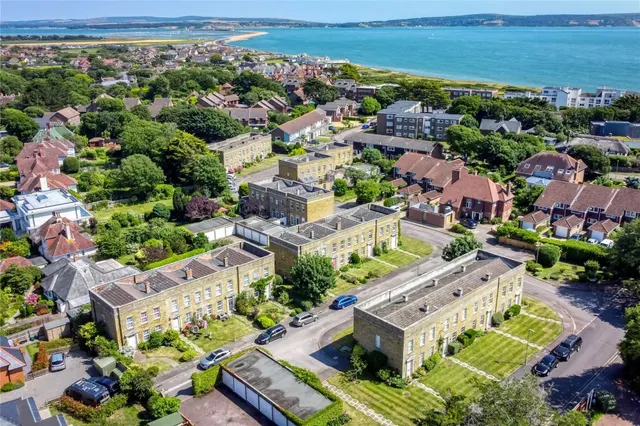 Milford on Sea, Lymington, photo 2
