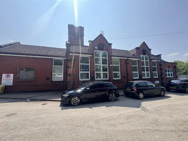 Moorland Road, Stoke-on-Trent, ST6, photo 1