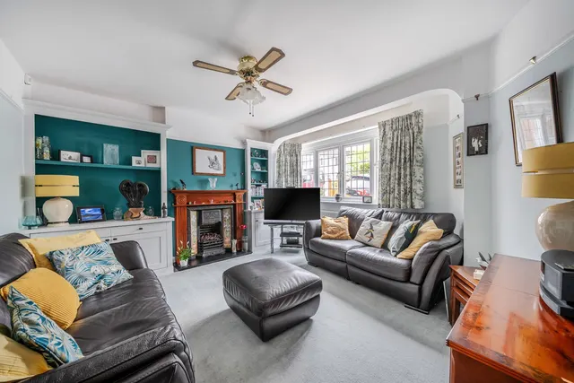Photo 2 — Greycot Road, BR3