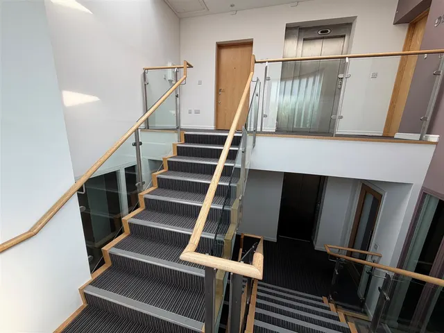 Castle Street, Castle Gate, BT20, photo 2
