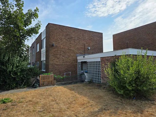 Somerville Way, Aylesbury, photo 1