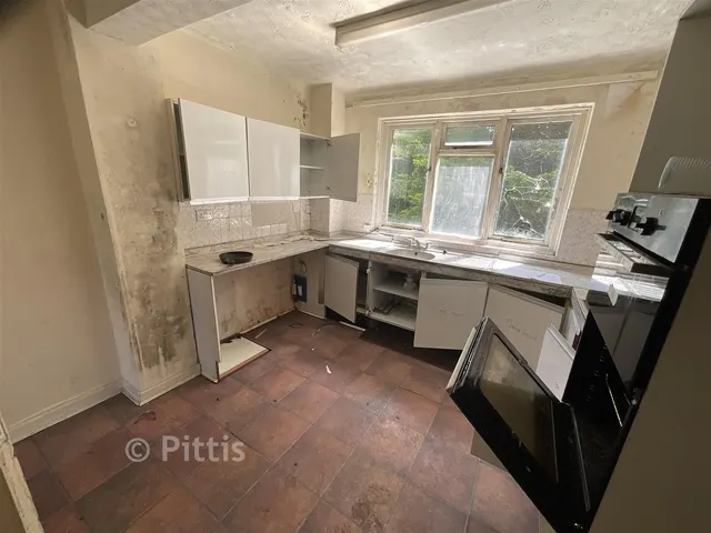 Fairlee Road, Newport, PO30, photo 3