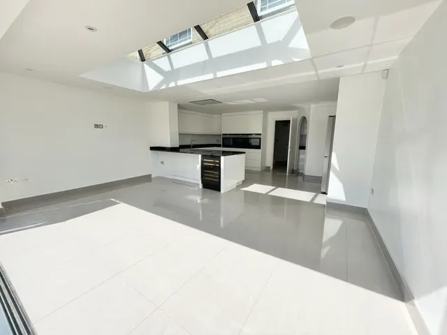Dettingen Crescent, Deepcut, photo 3