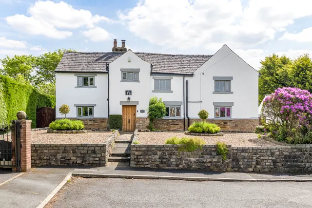 Halliwells Farm, Yarrow Gate, PR7, photo 1