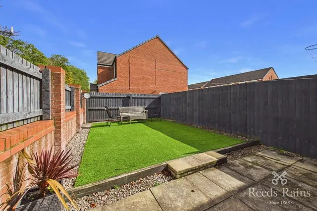 Stirrup Close, Leigh, WN7, photo 3