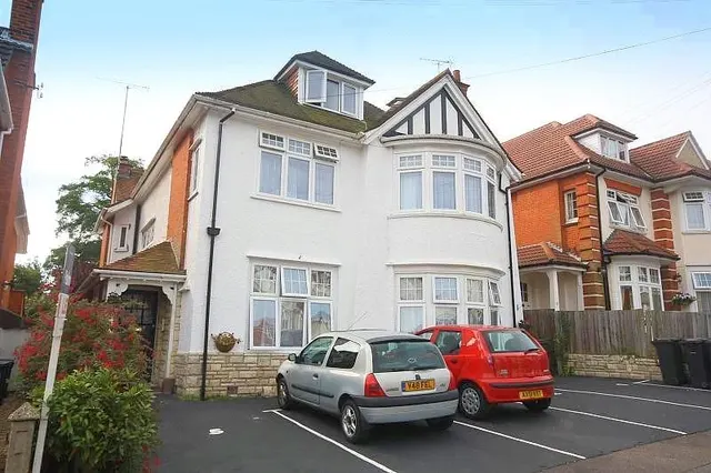 Rosemount Road, Bournemouth, Dorset, BH4, photo 1
