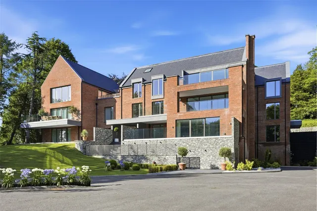 Macclesfield Road, Prestbury, SK10, photo 3