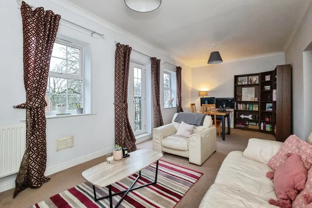 Photo 2 — Holly Royde Close, Didsbury, Manchester, Greater Manchester, M20