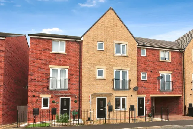 Westbury Drive, Peterborough, PE7, photo 1