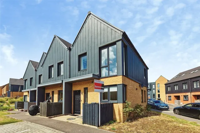 Venus Close, Milton Regis, Sittingbourne, Kent, ME10, photo 1