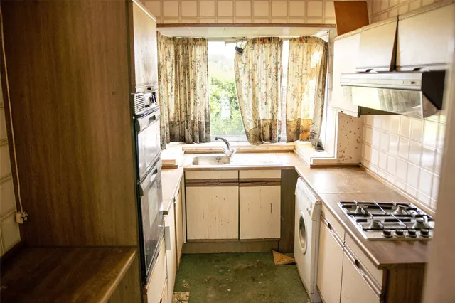 Photo 3 — Arnold Avenue, Sheffield, S12
