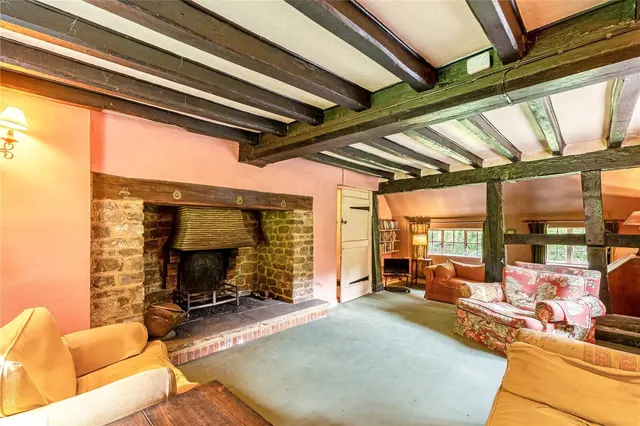 Henley, Haslemere, GU27, photo 2