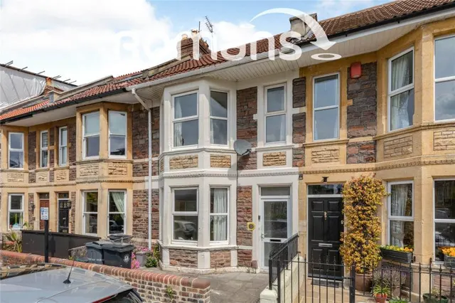 Oldfield, BS8, photo 1
