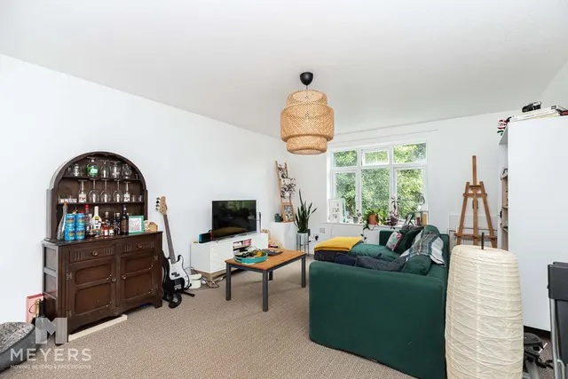 Curlew Road, Christchurch, BH23, photo 2