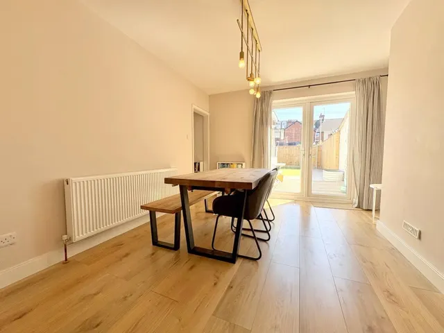 Canford Road, BH15, photo 3