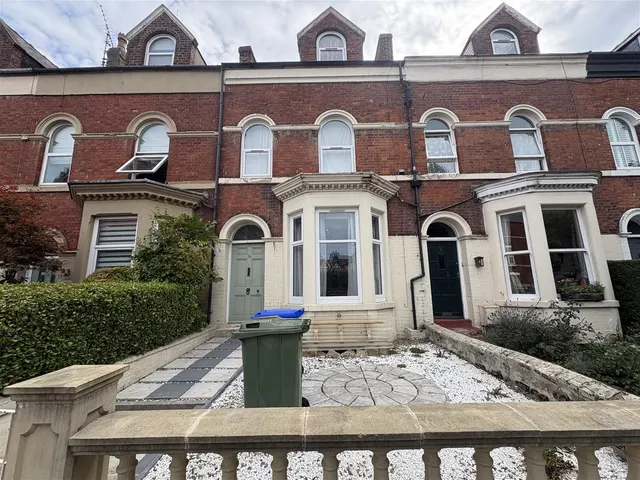 34 Londesborough Road, Scarborough YO12 5AF, photo 1