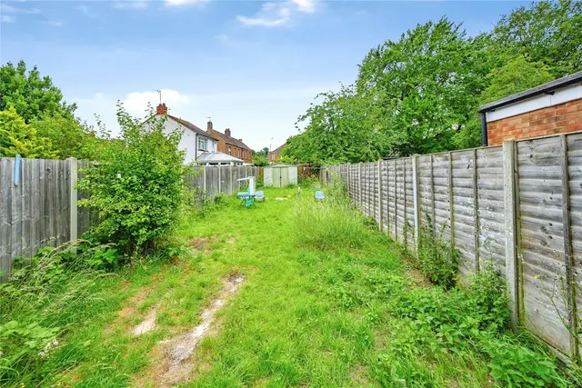 Photo 2 — Dunstable Road, Luton, Bedfordshire, LU4