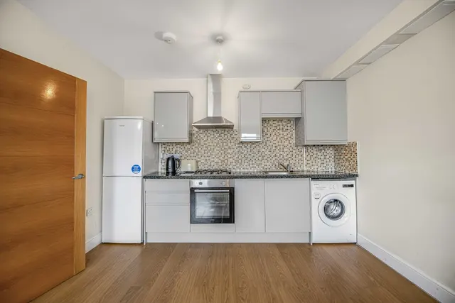 Hessel Street, Whitechapel, E1, photo 3