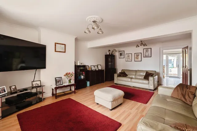 Photo 2 — Wallace Road, Grays, Essex, RM17