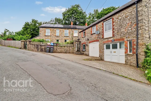Pentrepiod Road, Pontypool, NP4, photo 2