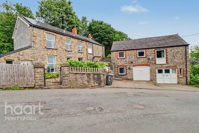 Pentrepiod Road, Pontypool, NP4, photo 1