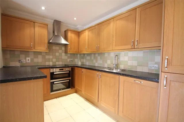 Photo 3 — 506 Reading Road, Winnersh, Berkshire, RG41 5EX
