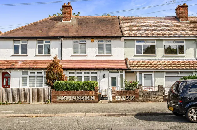 Rectory Lane, Wallington SM6 8DX, photo 1