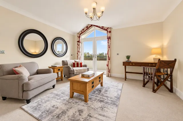 Ben Rhydding Drive, Ilkley, LS29, photo 2
