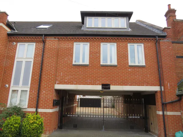 Lincoln Street, Kingsthorpe village, photo 1