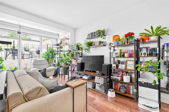Perham Road, West Kensington, W14 9SS, photo 1