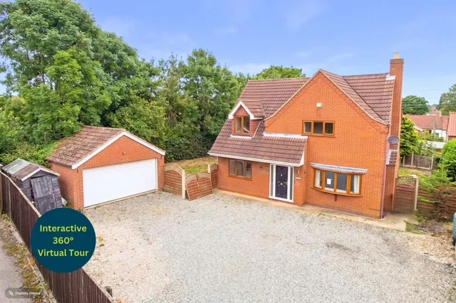 The Close, Goxhill, DN19, photo 1