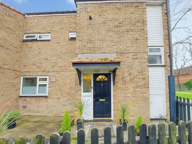 Photo 2 — Lime Walk, Wilmslow, Cheshire, SK9